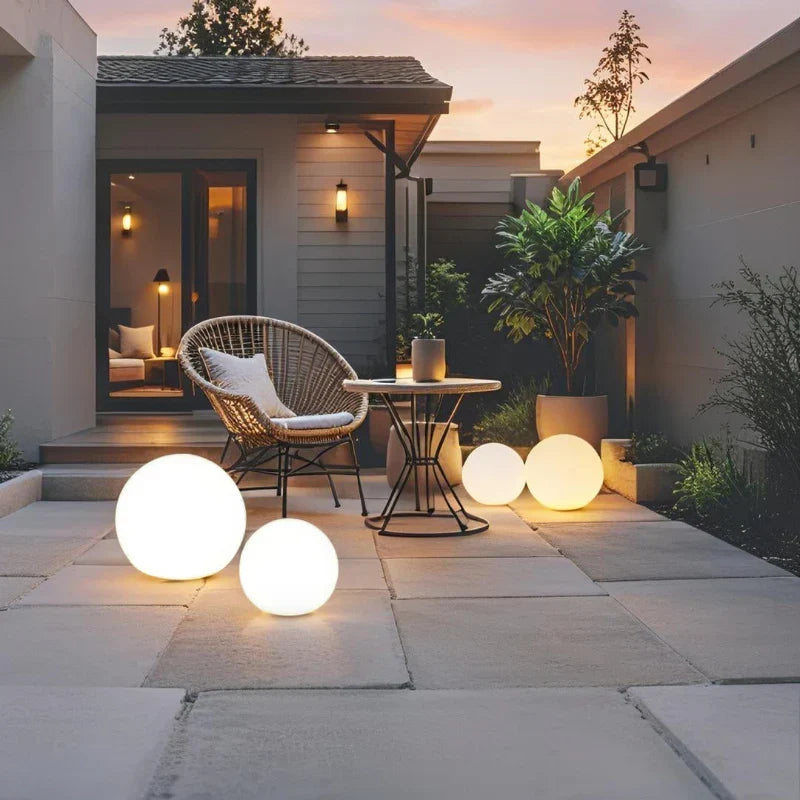 Round LED solar-powered garden light, ambient lighting for garden or patio, waterproof, with remote control, 16 colours | Sansoti