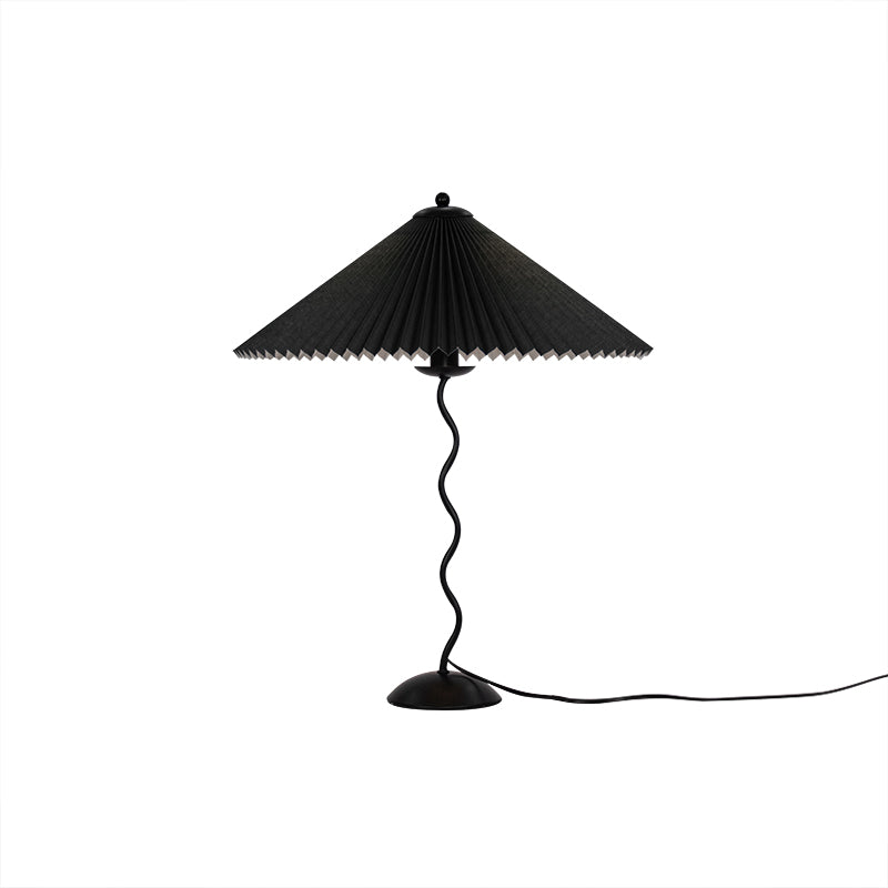 Table lamp with wavy base and pleated shade – Scandinavian accent for living room, hallway or bedroom | Black base with beige, white, dark green or black fabric shade | E14 socket | Dimmable with push button | Sansoti