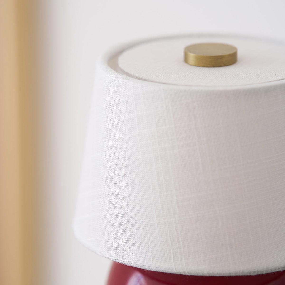 Portable Table Lamp with Integrated Battery 240 lm Warm White 3000K Ceramic Linen Shade Touch Control | Sansoti