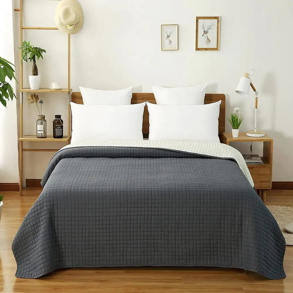 Sansoti | Bedspread 240×260 cm | Soft Quilted Polyester | Light & Comfortable