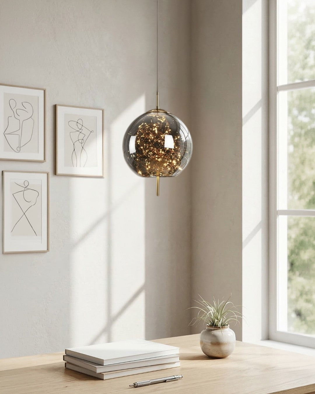 Glas-Pendelleuchte LIV mit rauchiger Oberfläche und warmweißem Licht – skandinavisches Design mit handgefertigtem Glas – 3 Größen verfügbar | Sansoti