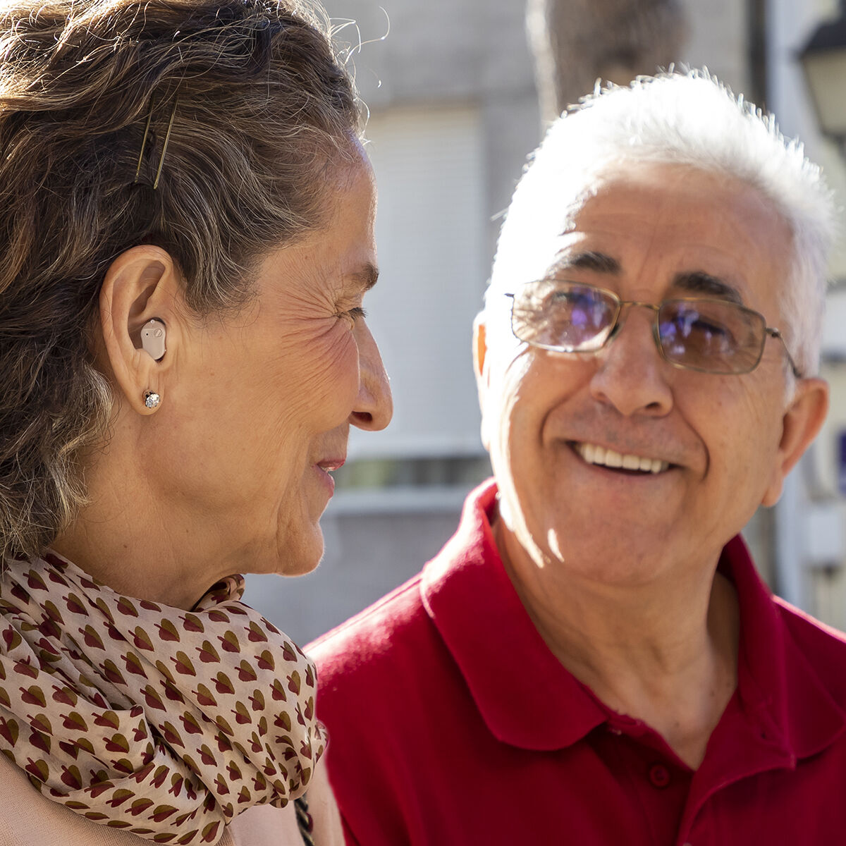 Hearing Amplifier for Seniors – Rechargeable Hearing Support Device with Comfortable Fit and Volume Control | Sansoti