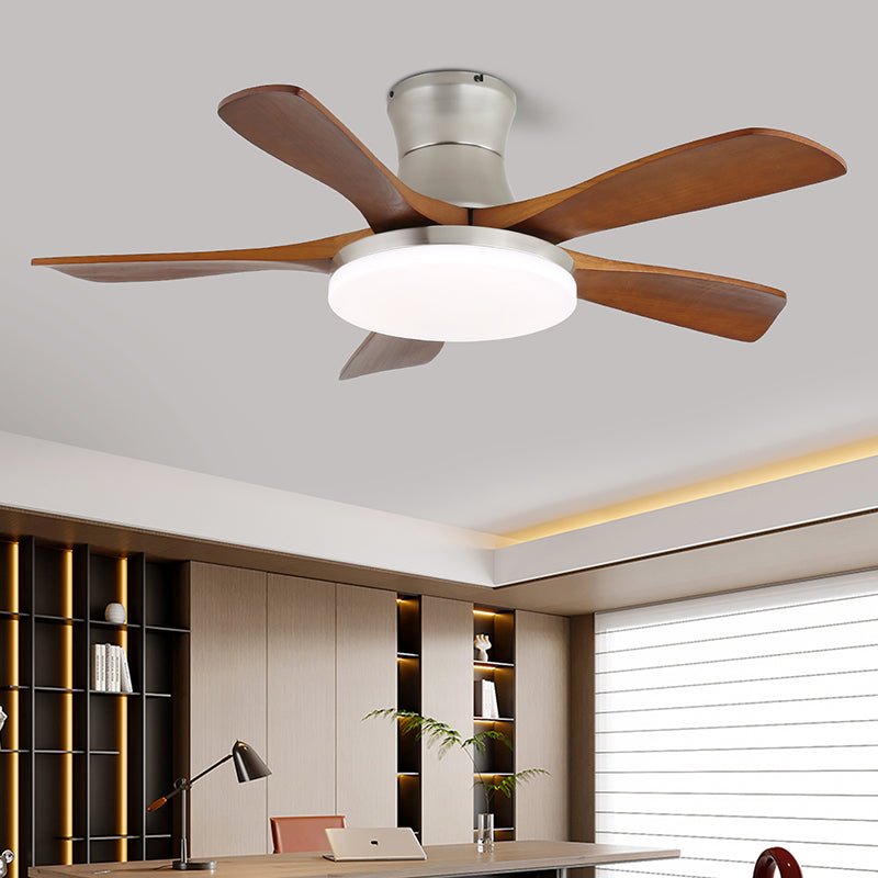 Moderner Deckenventilator mit Beleuchtung in Messing und Holz – 106 cm Ø – Skandinavisch inspiriertes Design mit 6 Geschwindigkeiten | Sansoti