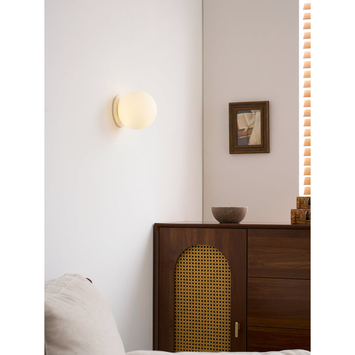 Glass Wall Lamp with Gold or Silver Socket – Modern Design for Bedroom and Living Room | Sansoti