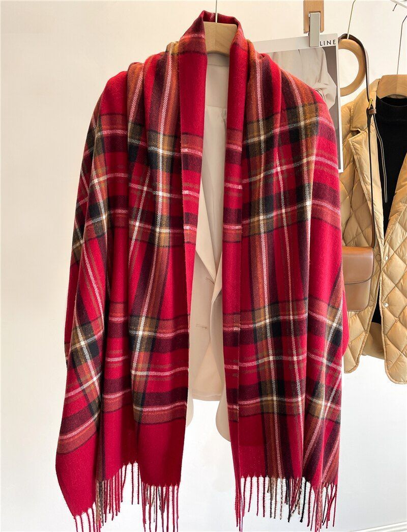 Cashmere Winter Scarf with Classic Plaid Pattern 200x65cm Luxurious Wool Wrap Warm and Stylish for Women and Men | Sansoti