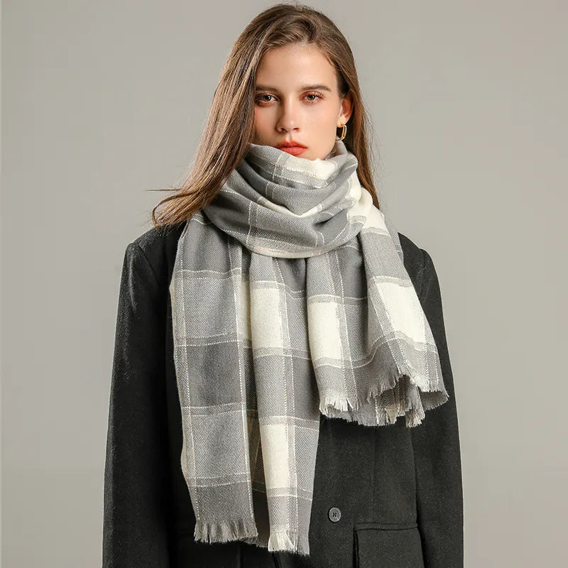 Cashmere Winter Scarf with Classic Plaid Pattern 200x65cm Luxurious Wool Wrap Warm and Stylish for Women and Men | Sansoti