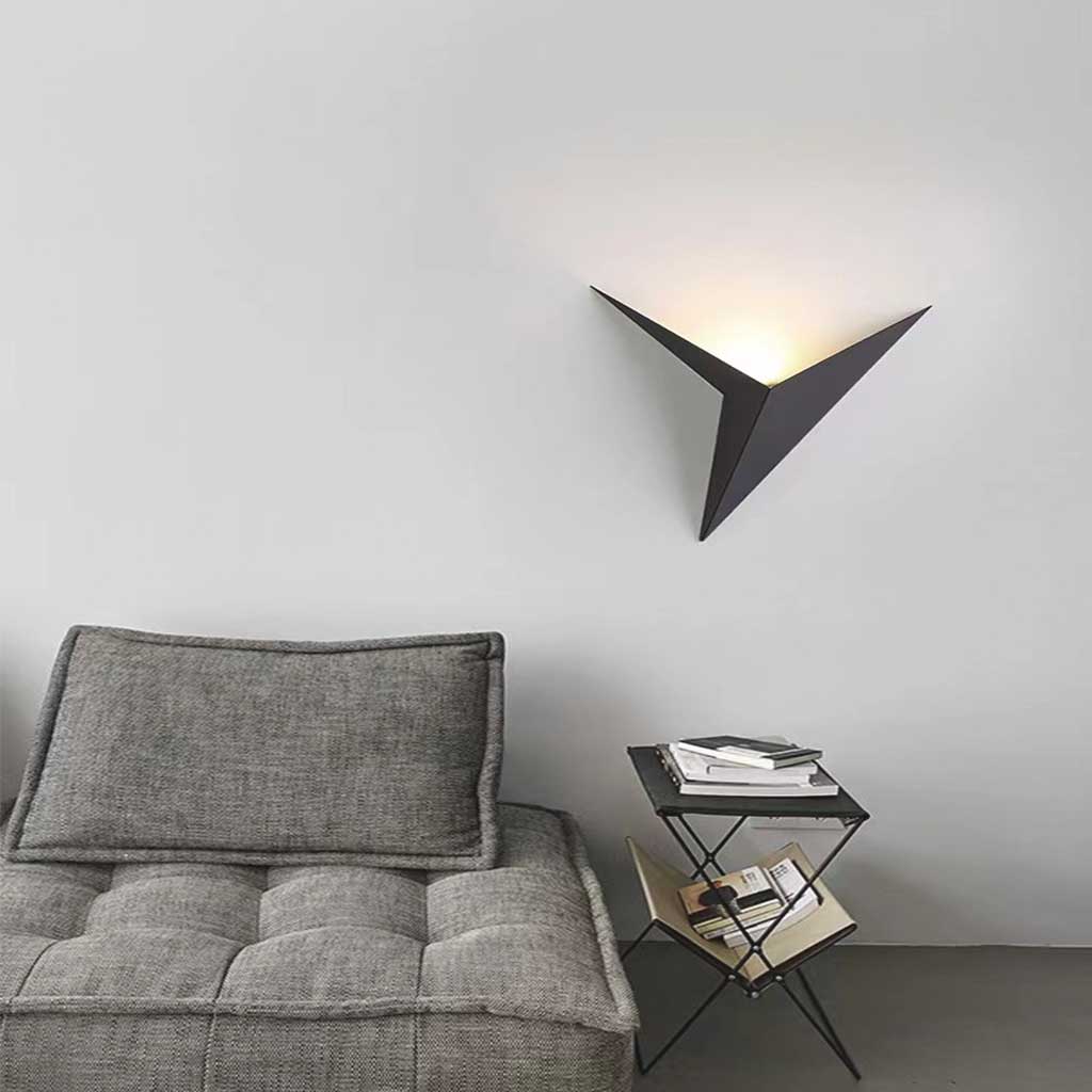 Triangular LED Wall Light, Geometric Metal, Modern Interior, Bedroom, Living Room, 25cm, Minimalist | Sansoti