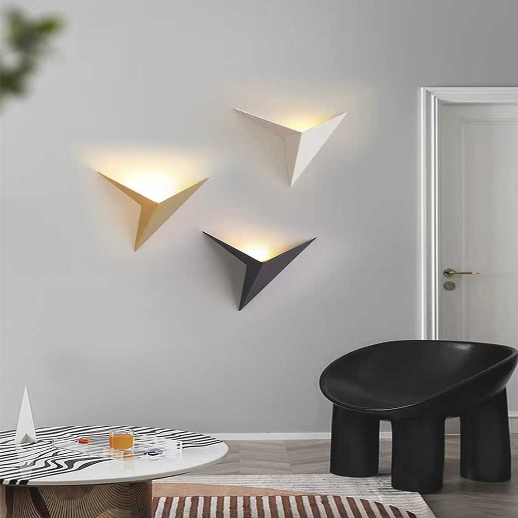 Triangular LED Wall Light, Geometric Metal, Modern Interior, Bedroom, Living Room, 25cm, Minimalist | Sansoti