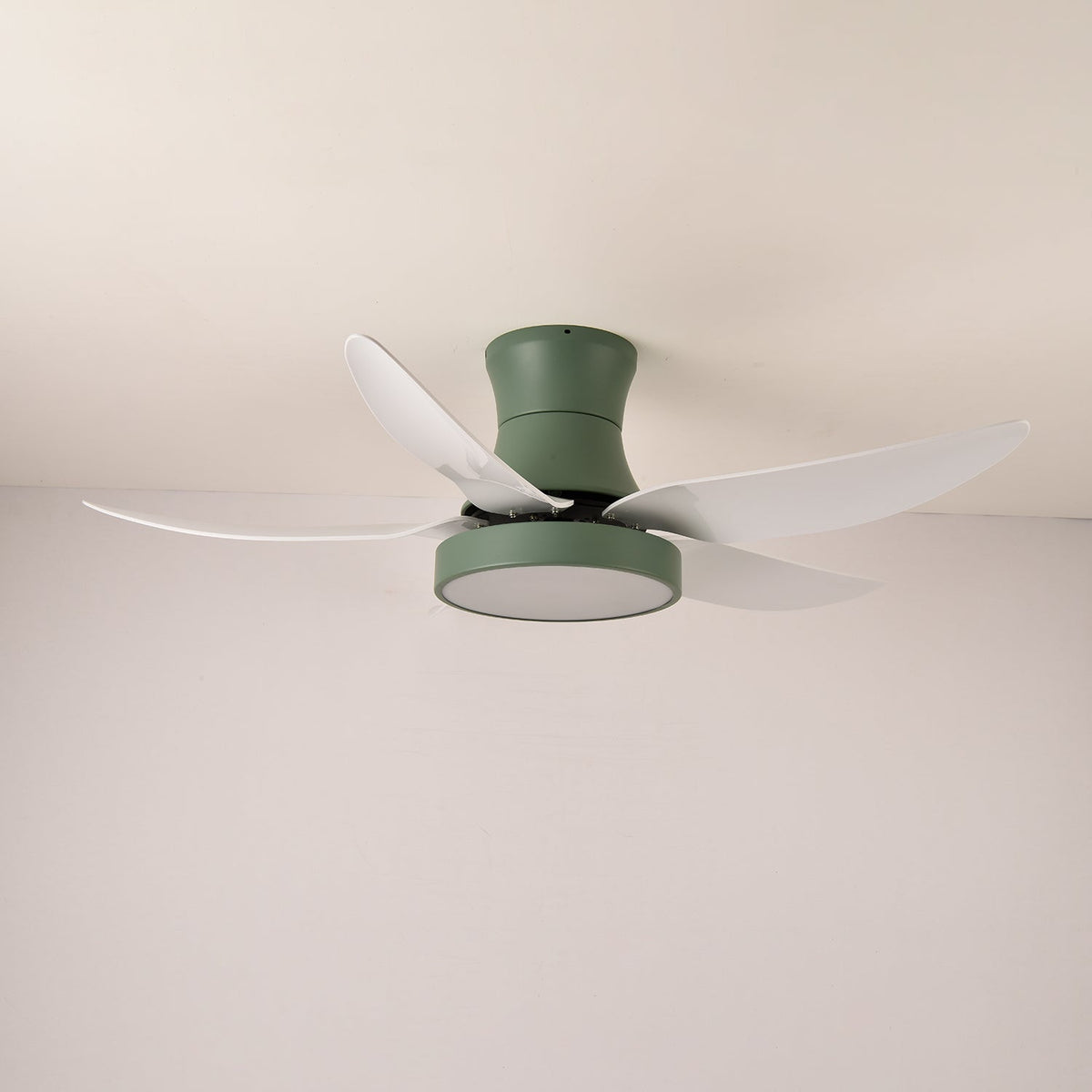 Deckenventilator mit Beleuchtung 132 cm Modern Schwarz Metall Kunststoff LED 24W Verstellbar 6 Geschwindigkeiten | Sansoti