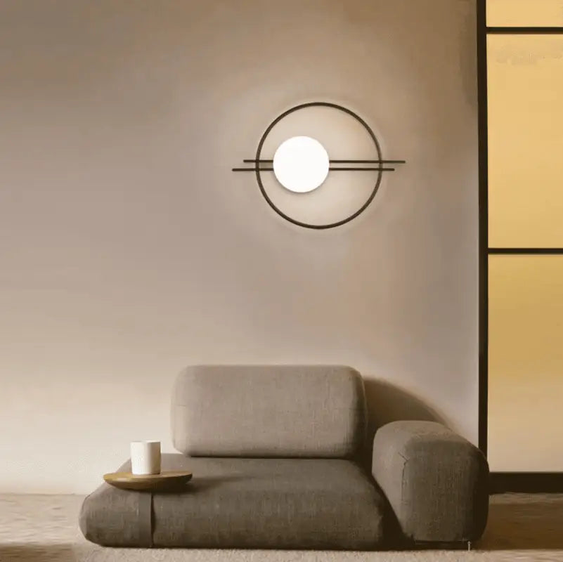 Aplique de pared de esfera de cristal industrial de aluminio negro y dorado 58cm | Sansoti