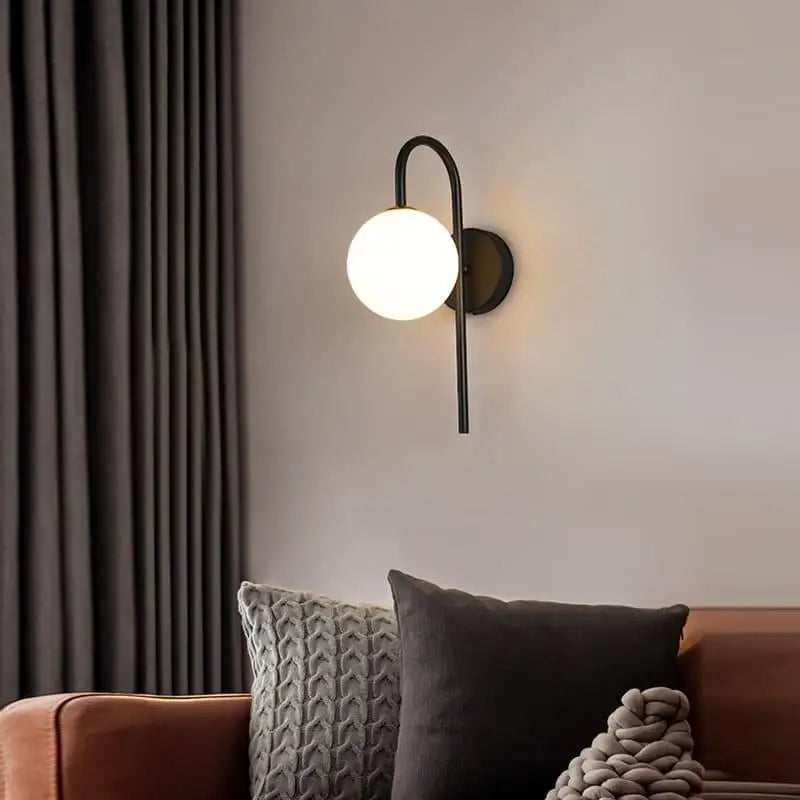 Aplique de pared de esfera de cristal industrial de aluminio negro y dorado 58cm | Sansoti