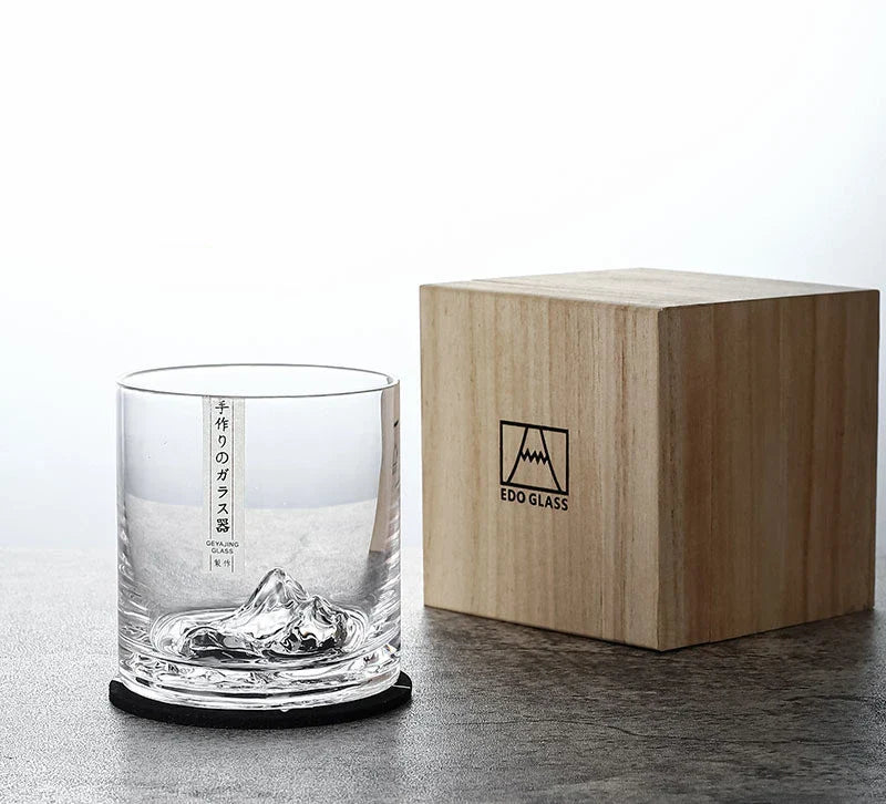 Verre à whisky japonais avec relief iceberg 300ml, verre résistant à la chaleur, fait main, tumbler pour whisky et cocktails, verre à boire premium dans boîte cadeau en bois, barware scandinave | Sansoti