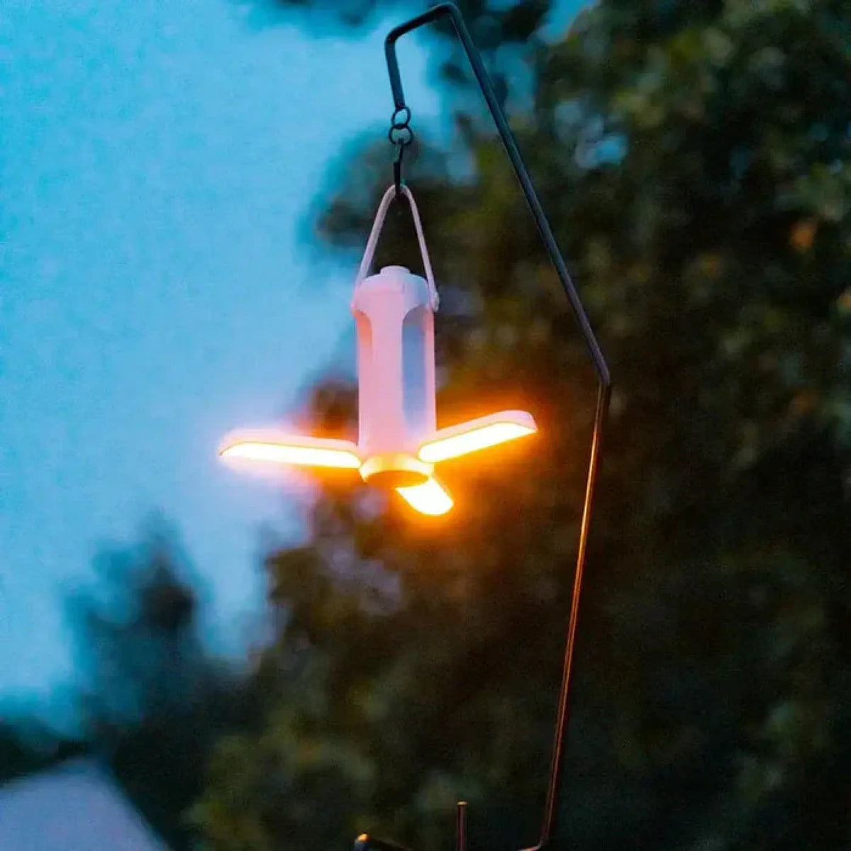 Lampe LED portable rechargeable avec mode lampe de poche intérieur et extérieur dimmable 30-720 lumens 1800-7000K USB 10000mAh éclairage camping | Sansoti