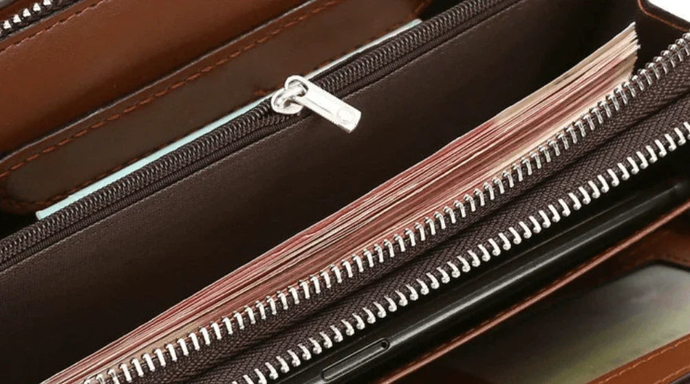 Kompakte Herren-Clutch mit Handschlaufe, Schwarz, Braun, Kunstleder, Fächer, Kartenetui, Portemonnaie, Organizer, Reißverschluss | Sansoti