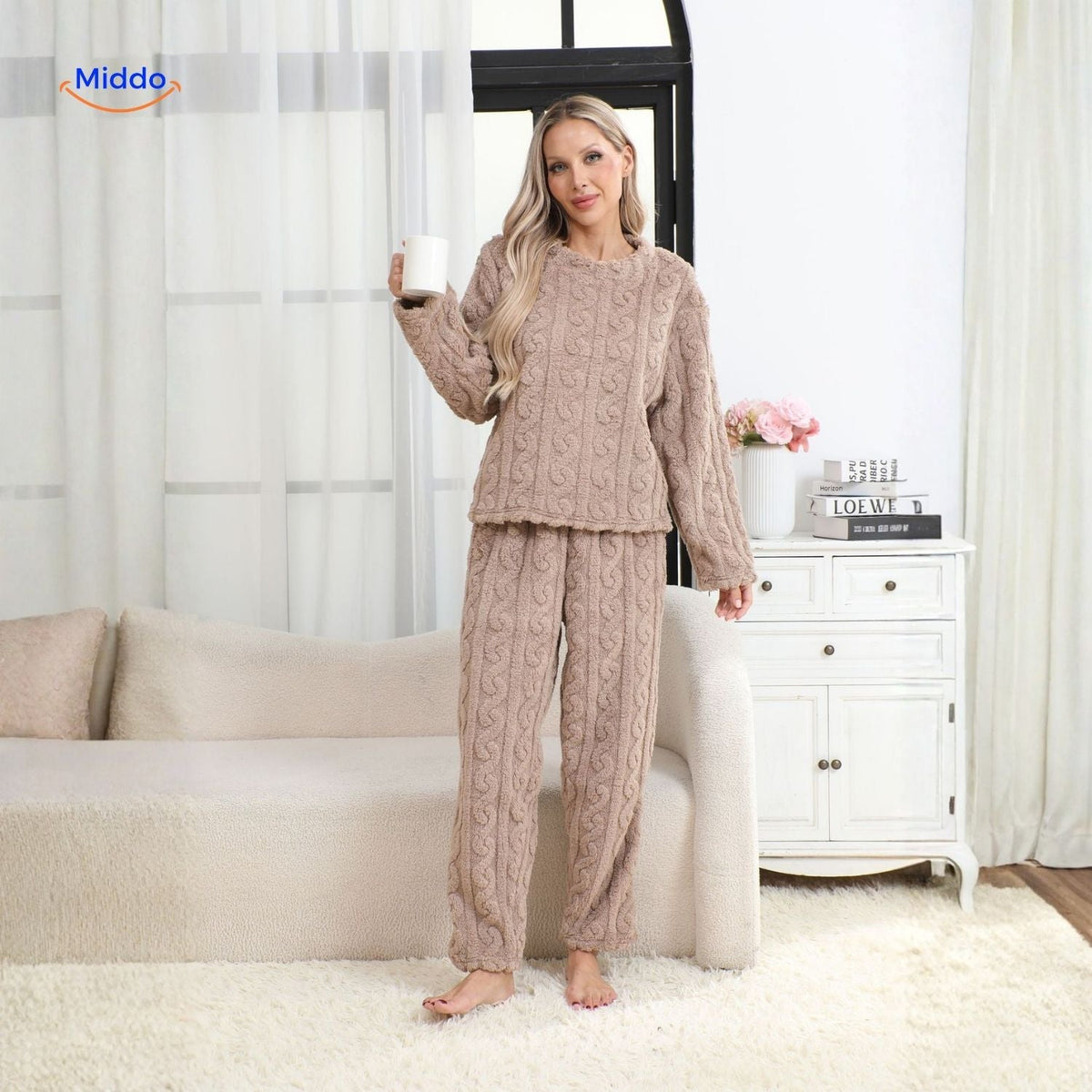 Women's Fleece Pyjama Set Winter Soft Loungewear Top & Trousers Warm Nightwear Comfortable Relaxation at Home | Sansoti
