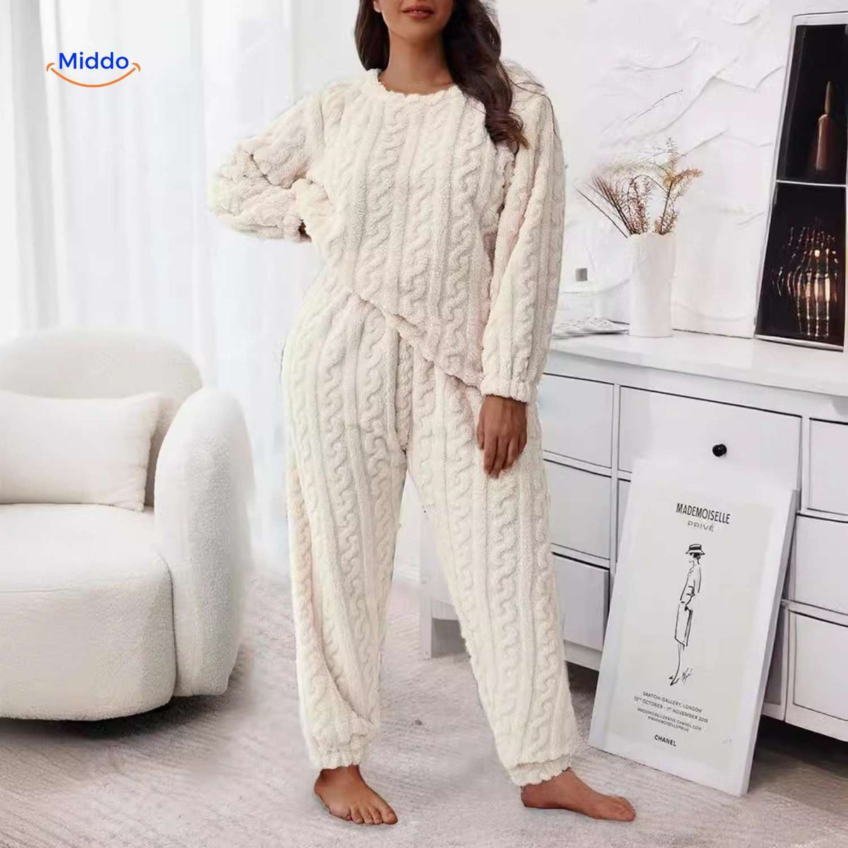 Women's Fleece Pyjama Set Winter Soft Loungewear Top & Trousers Warm Nightwear Comfortable Relaxation at Home | Sansoti