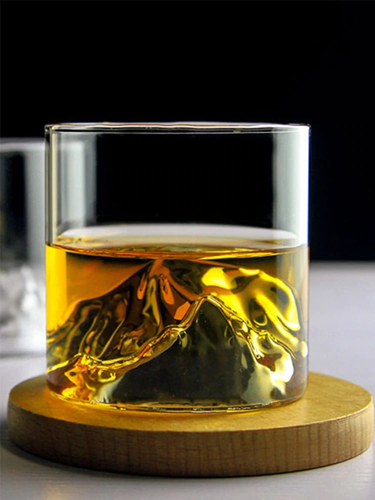 Whiskeyglas-Set mit Bergrelief 200ml Glas in Holzkiste Japanisches Design Premium-Geschenkset für Whisky-Liebhaber Berglandschaftsdetail Luxuriöses Trinkglas Sammlerstück | Sansoti