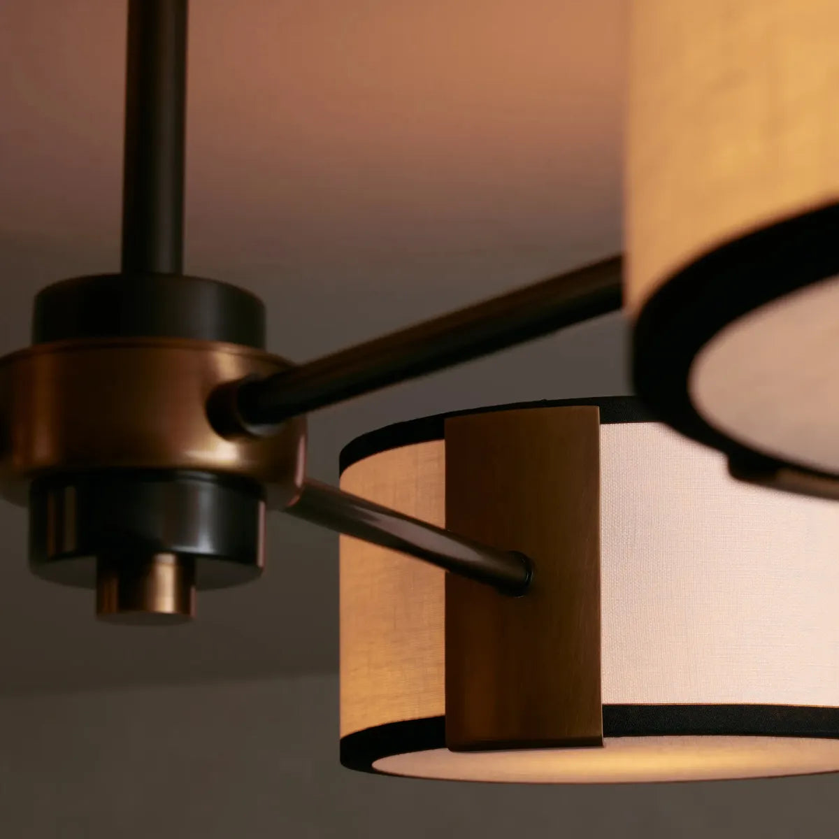 Runde Deckenleuchte mit Stoffschirm 91cm Warmes Licht für Wohnzimmer Schlafzimmer Esszimmer Moderne Ambientebeleuchtung | Sansoti