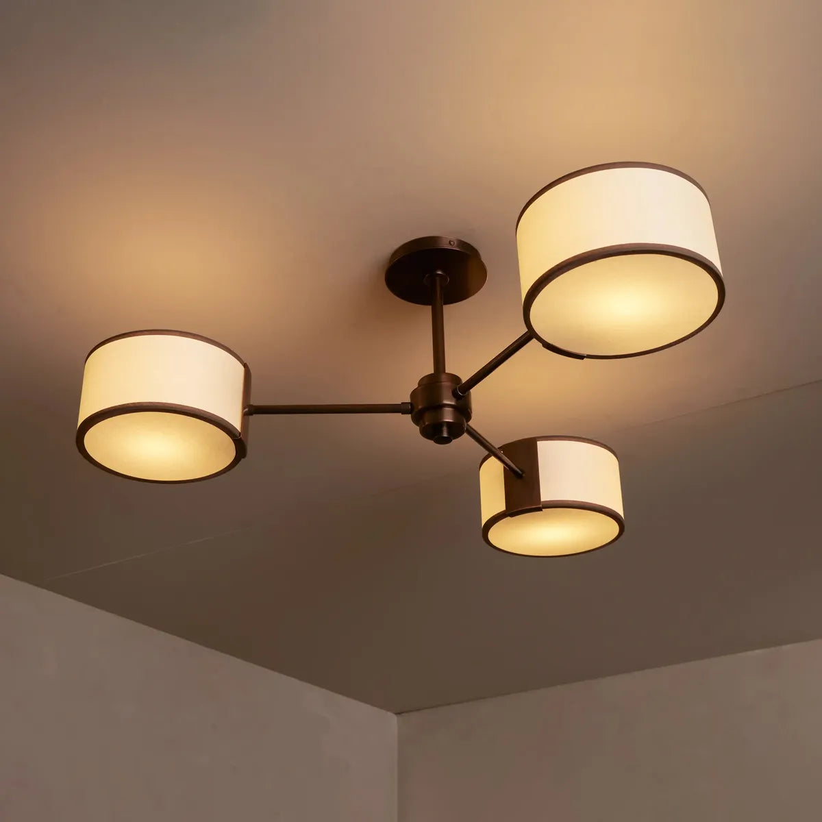 Runde Deckenleuchte mit Stoffschirm 91cm Warmes Licht für Wohnzimmer Schlafzimmer Esszimmer Moderne Ambientebeleuchtung | Sansoti