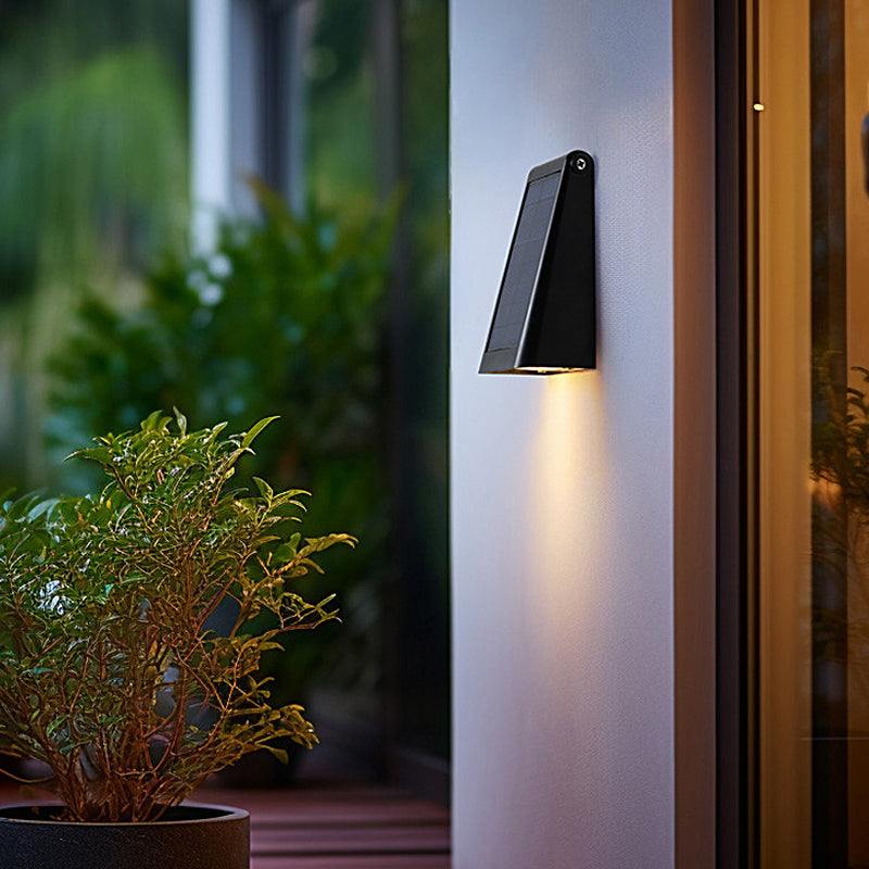 Solar Downlight Wall Lamp for Outdoor Use with Adjustable Solar Panel and IP65 | Sansoti
