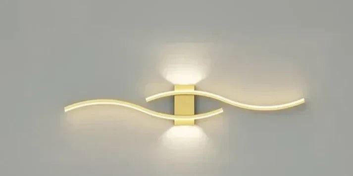 Falista lampa ścienna LED, ciepła biel, 60 cm, metal, nowoczesny design, energooszczędna, nastrojowa, do salonu, sypialni i przedpokoju | Sansoti
