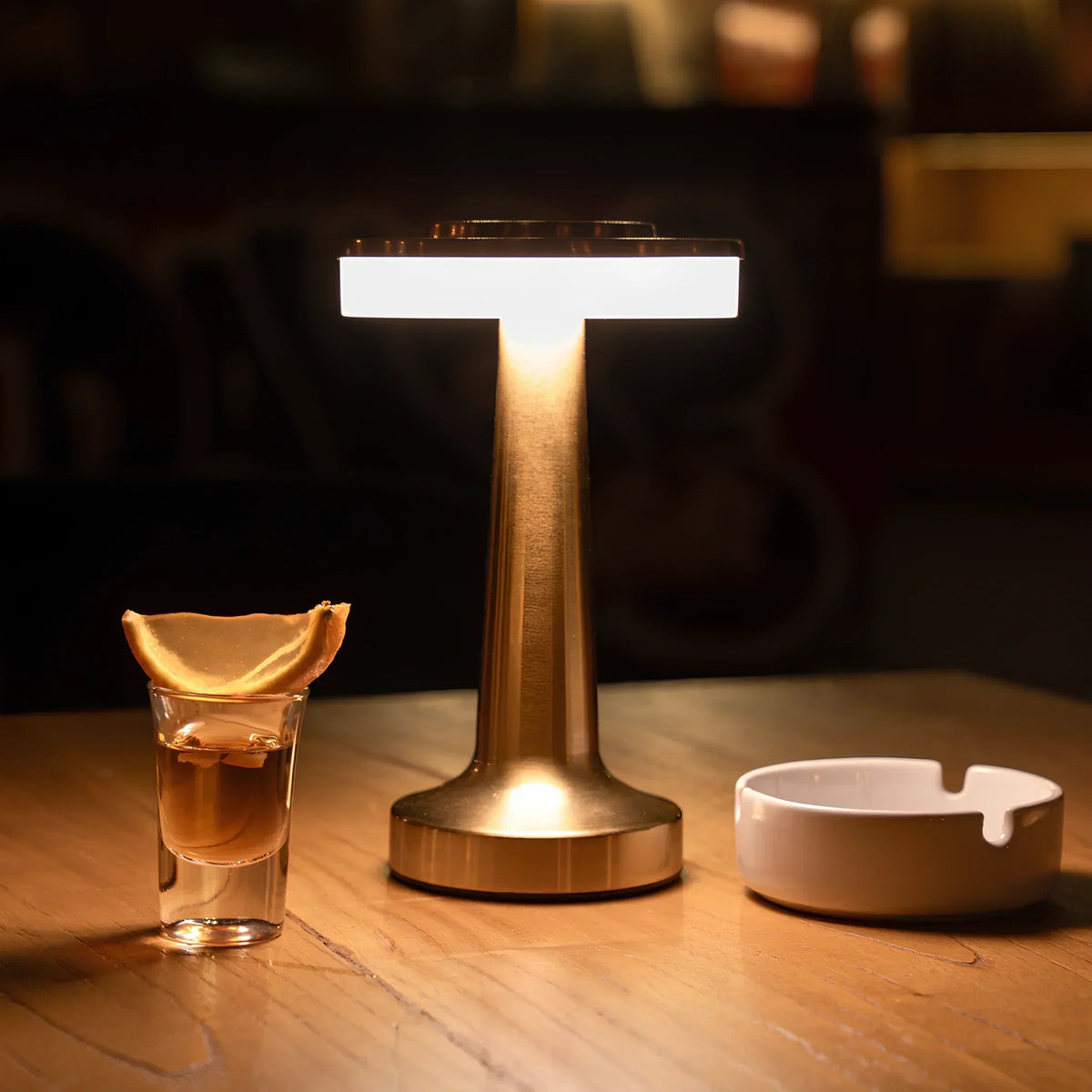 Table Lamp Wireless Rechargeable Dimmable Metal LED 3 Light Colors USB-C Gold Silver Black Retro Restaurant Bar Nightstand Mood Lamp Portable | Sansoti