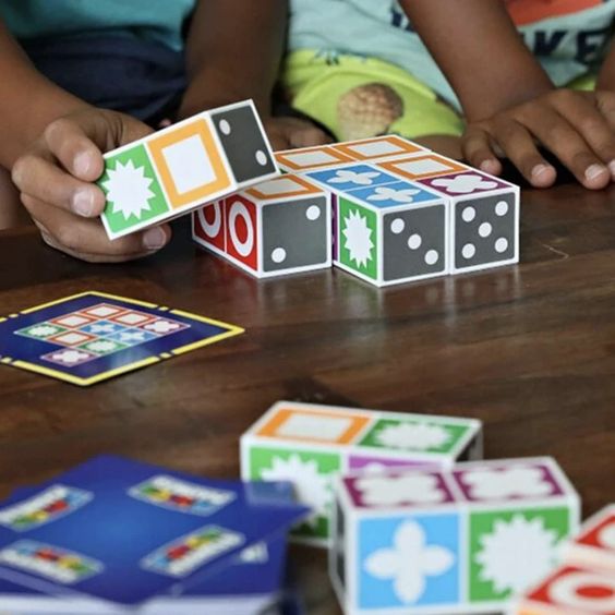 Wooden Color Puzzle for Children – Educational Brain Game with 20 Blocks and 60 Cards – Develop Hand-Eye Coordination, Logical Thinking, and Pattern Recognition | Sansoti