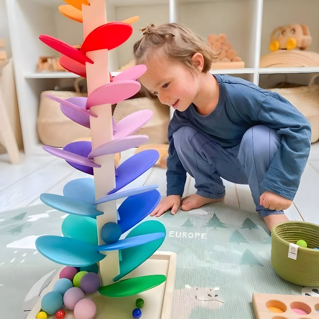Holzkugelbahn bunt, pädagogisches Spielzeug für Motorik und Kreativität | Sansoti