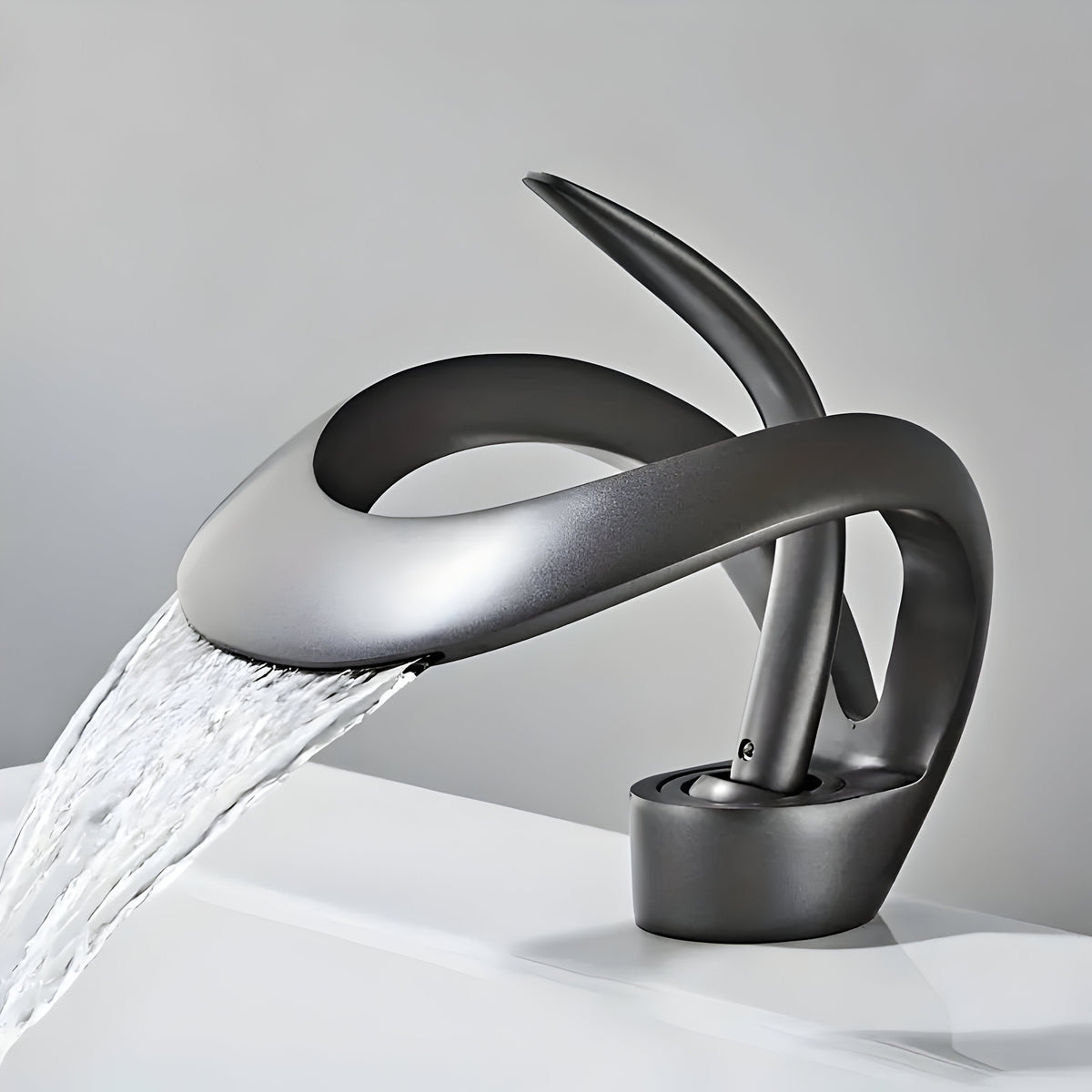 Robinet de lavabo design cascade mitigeur laiton moderne | Sansoti