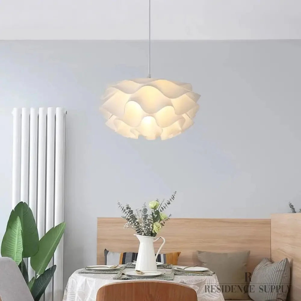Skulpturaler, blumenförmiger LED-Kronleuchter mit sanfter Lichtverteilung | Sansoti