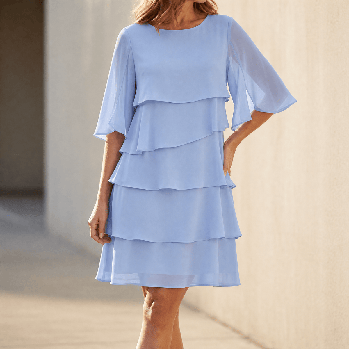 Robe à volants superposés pour femmes – Mousseline fluide avec manches papillon & 4 couches | Sansoti