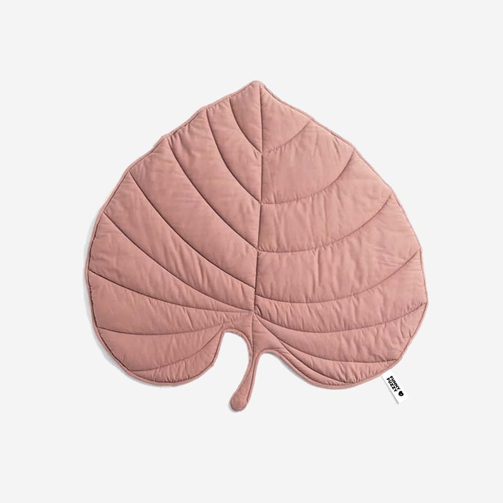 Leaf Pattern Dog Blanket 120×110 cm Anthurium Pink – Soft Pet Blanket Protective Cover for Sofa and Armchair | Sansoti