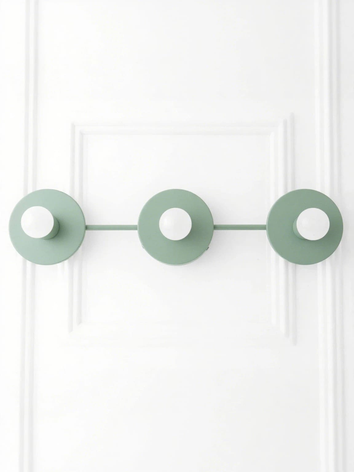 Minimalist Bathroom Lamp with Three Light Points - Available in Multiple Colors | Sansoti