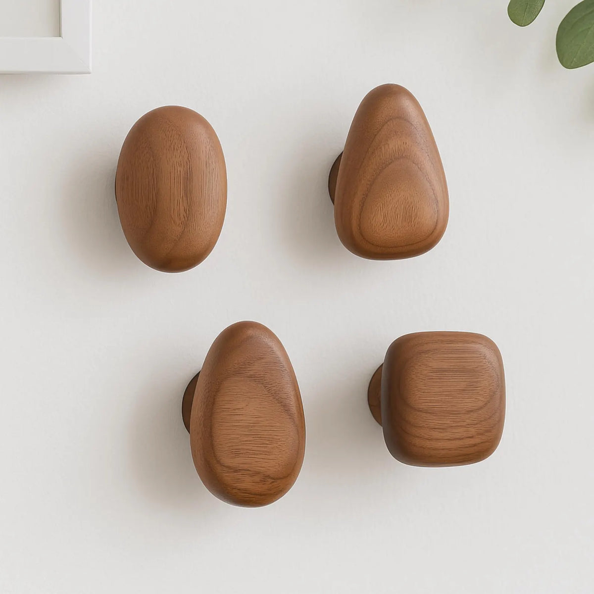 Natürliche Holz-Wandhaken mit organischer Form – Design-Wandhaken für Flur & Badezimmer