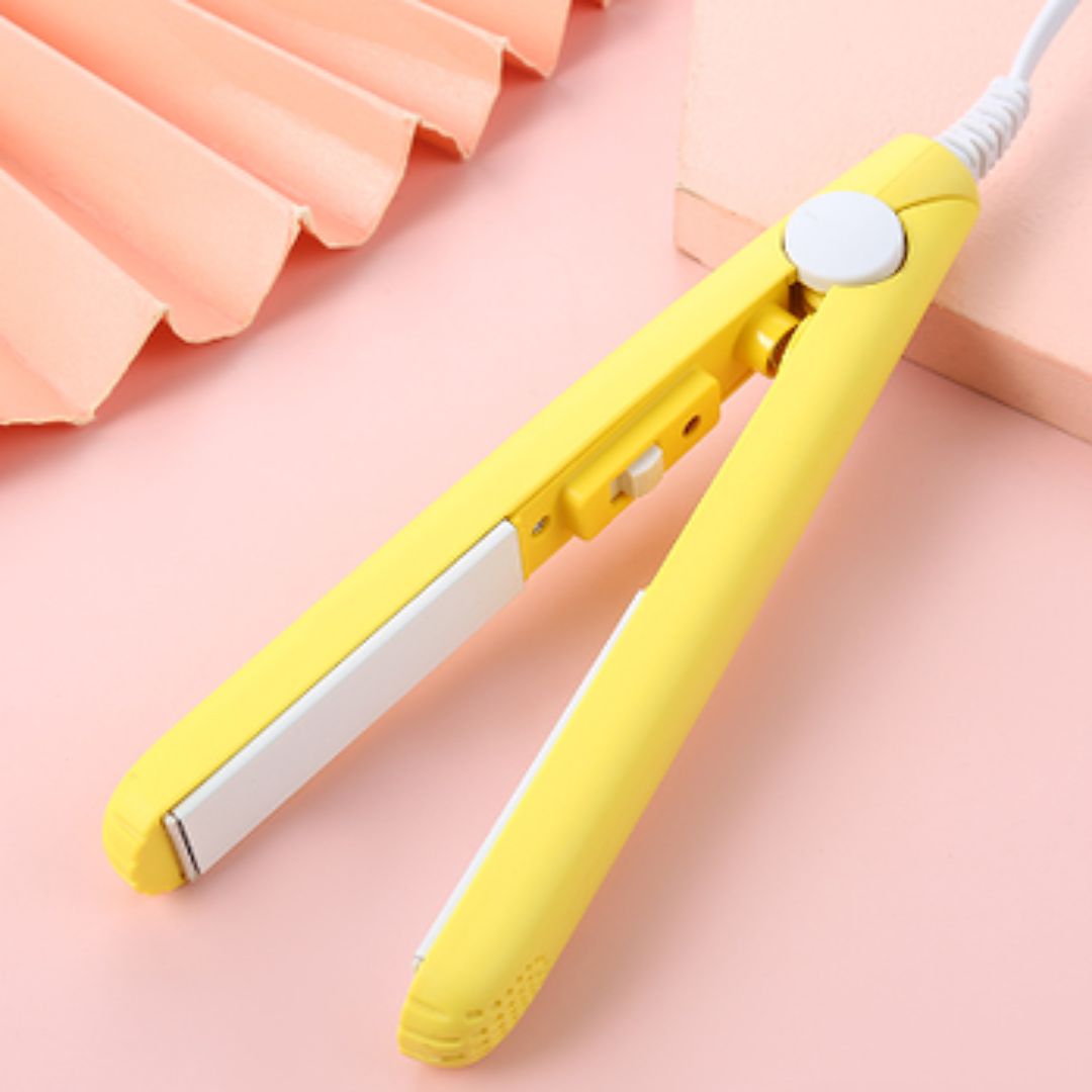 Compact Ceramic Hair Styler for Curls and Straight Hair with 3D Plates Pink Purple Blue White Green Yellow Fast Heating 45 Seconds Adjustable Temperature Travel Styler | Sansoti
