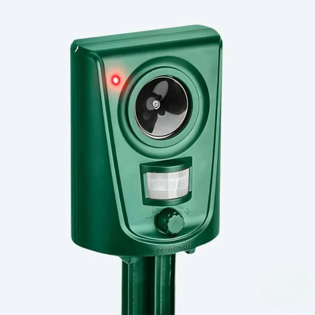Ultrasonic Cat Repeller with Motion Sensor for Garden | Repellent Frequency Waterproof IPX4 Outdoor Cat Deterrent | Sansoti