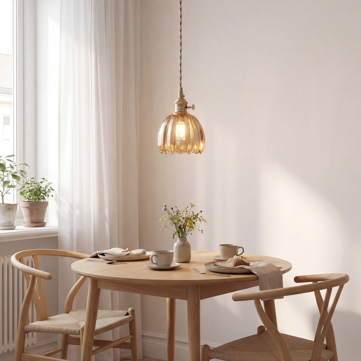 Glas-Hängeleuchte E27 Glas-Metall-Kombination Skandinavisches Design Esszimmer Wohnzimmer Esszimmerleuchte Minimalismus | Sansoti