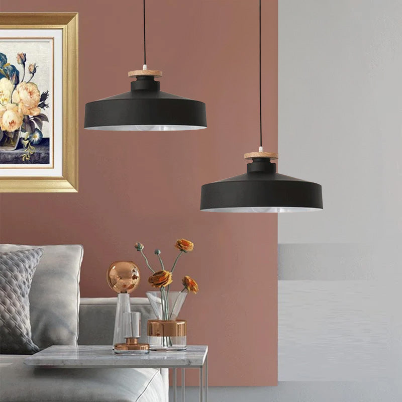 Hängeleuchte mit Holzschirm und Aluminium-Akzent – Skandinavisches Design für Esszimmer und Wohnzimmer | Sansoti