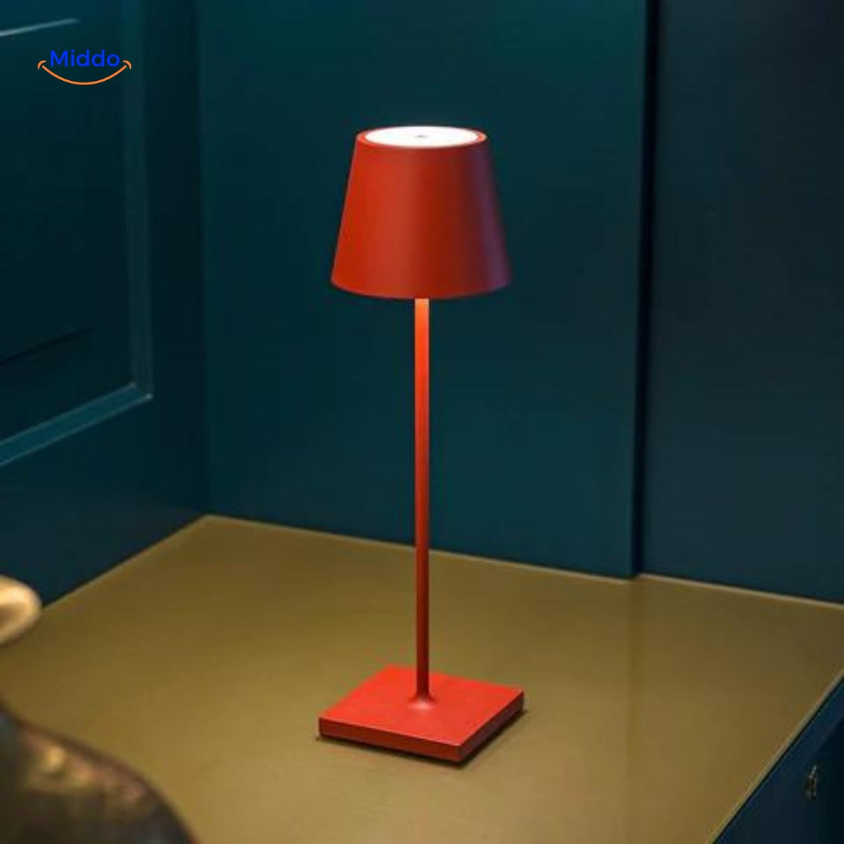 Lámpara LED portátil regulable y recargable por USB-C, IP54, resistente al agua, para mesa, interior, exterior, jardín y terraza | Sansoti