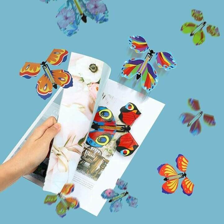 Flying Butterflies Surprise 10x12cm Wind-Up Cardboard Toy Children's Party Decoration Gift Card | Sansoti