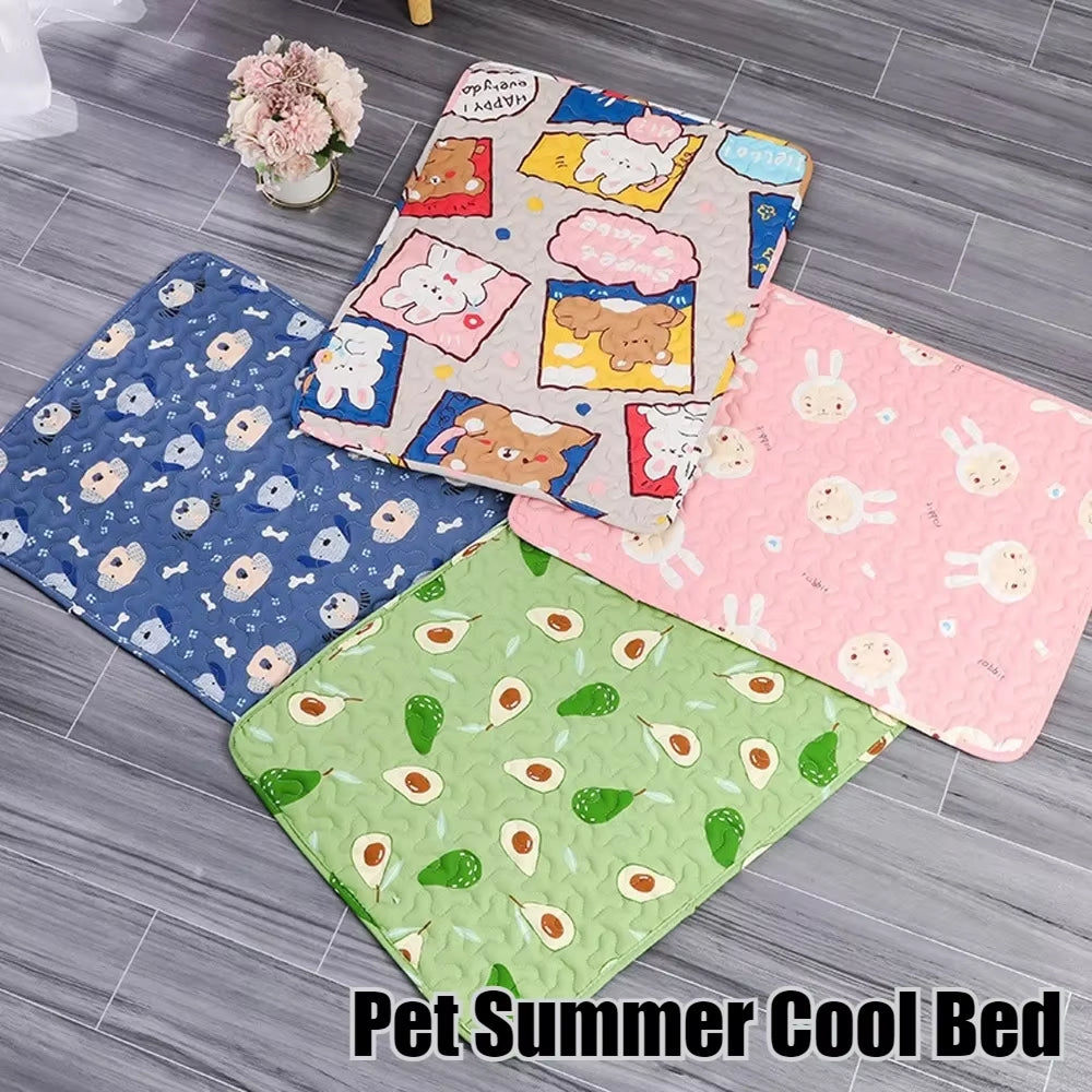 Cooling Mat for Cats with Moisture Regulation & Anti-Slip Underside - Three Sizes Available for Pets | Sansoti