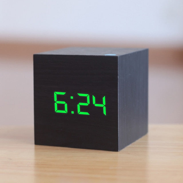 Réveil LED numérique à commande vocale en forme de cube, économe en énergie, pour table de chevet ou bureau | Sansoti
