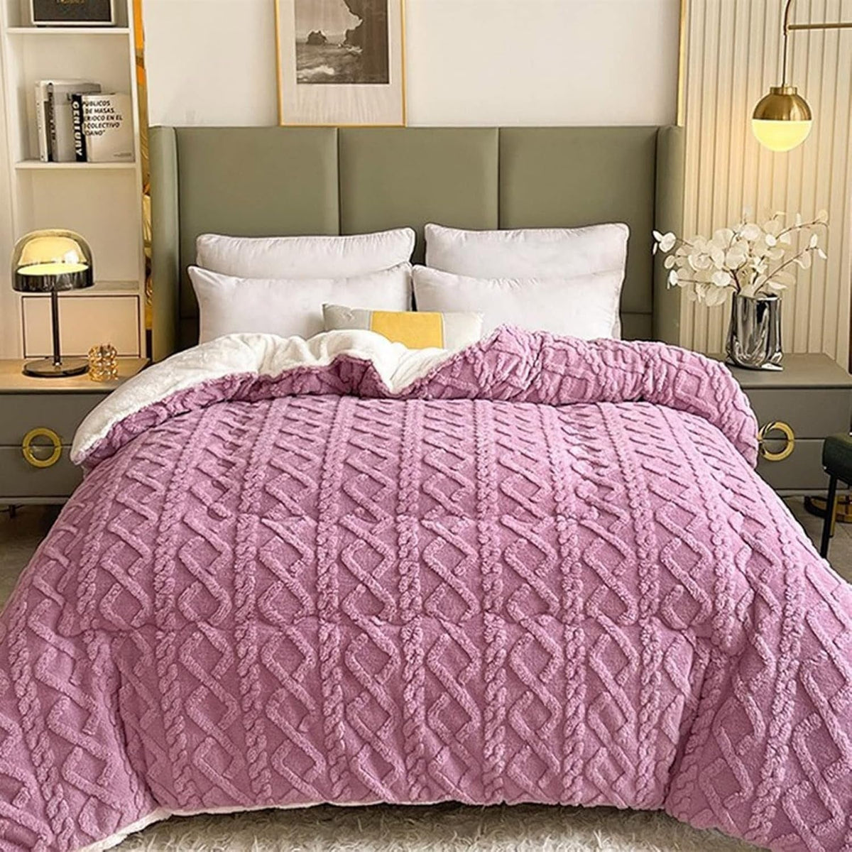 Double-Sided Sherpa Fleece Throw with Geometric Pattern, Warm and Comfortable, for the Living Room, Bedroom, Sofa, or Bed | Sansoti