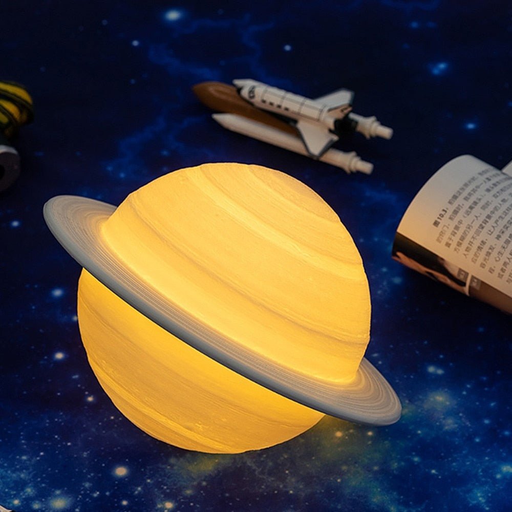 Schwebende Saturn Lampe mit Holzständer 3D Mond Effekt Nachtlicht Kinderzimmer Dekoration | Sansoti