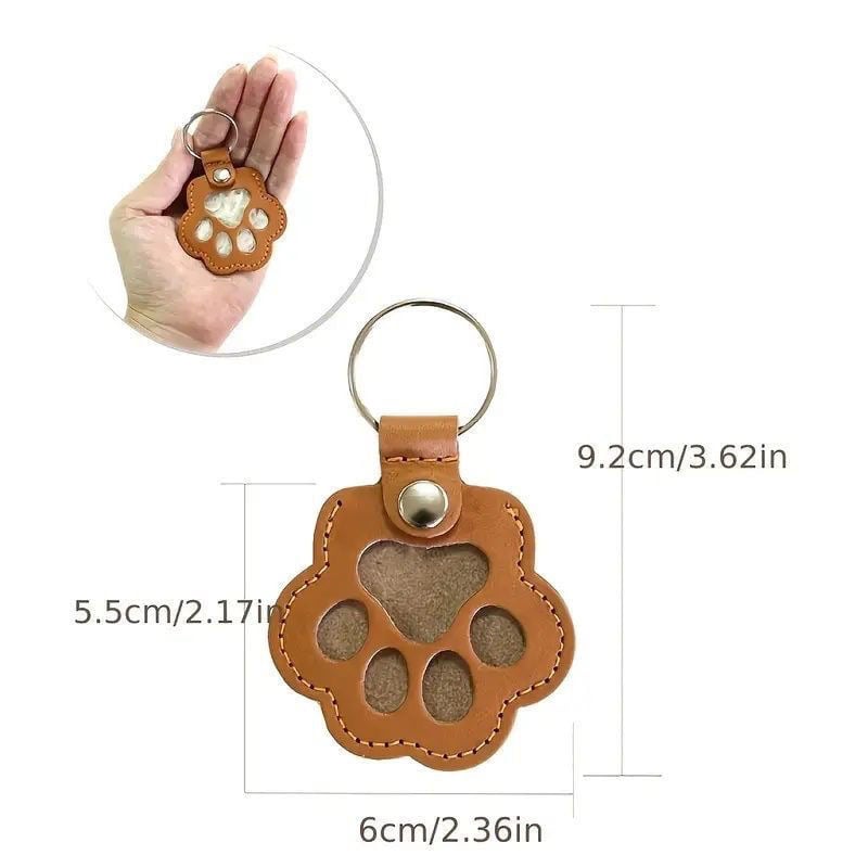 Leather Keychain with Engraved Name and Paw Print 7 x 3 cm Vegetable-Tanned 9 Colors | Sansoti