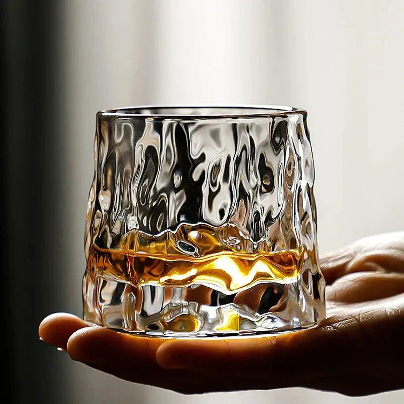Drehbares Whiskyglas aus geblasenem Glas – Struktur-Design 160 ml | Sansoti