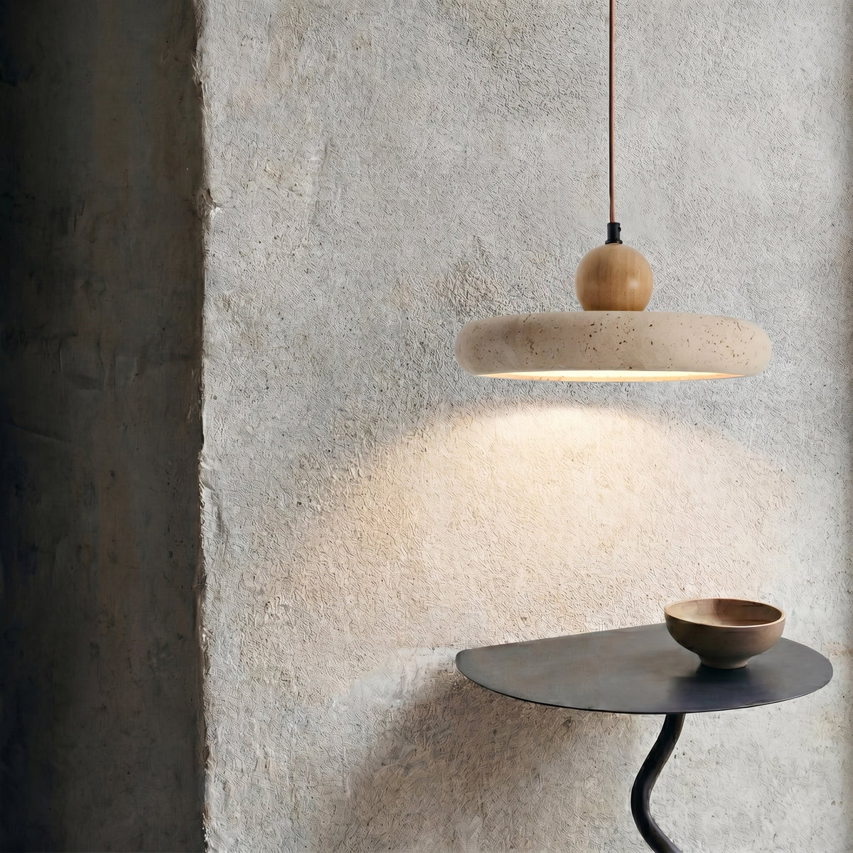 Hängelampe aus Travertin und Holz, Naturstein, LED, Esszimmer, verstellbar, skandinavisches Design, stimmungsvolle Beleuchtung, warmes Licht | Sansoti