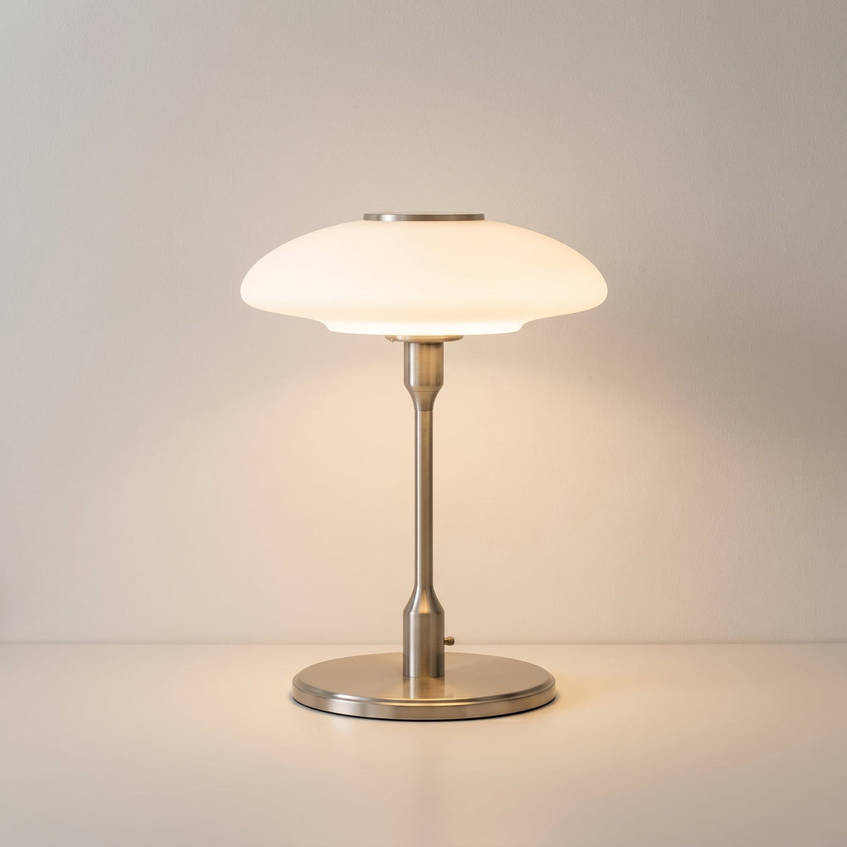 Modern Metal Table Lamp E14 Warm White LED Ambient Light Desk Bedside Table 30x42cm Scandinavian Design | Sansoti